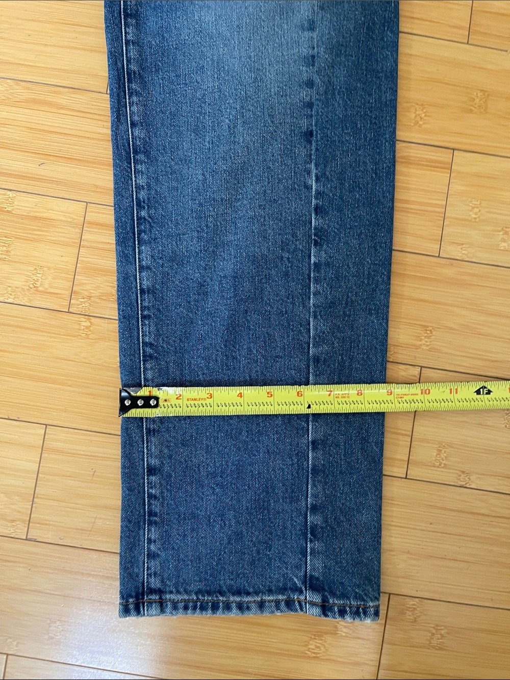 Madewell Women NWT Pieced Barrel Leg Denim Jeans in Medium Blue Wash Button 26 - Picture 14 of 15